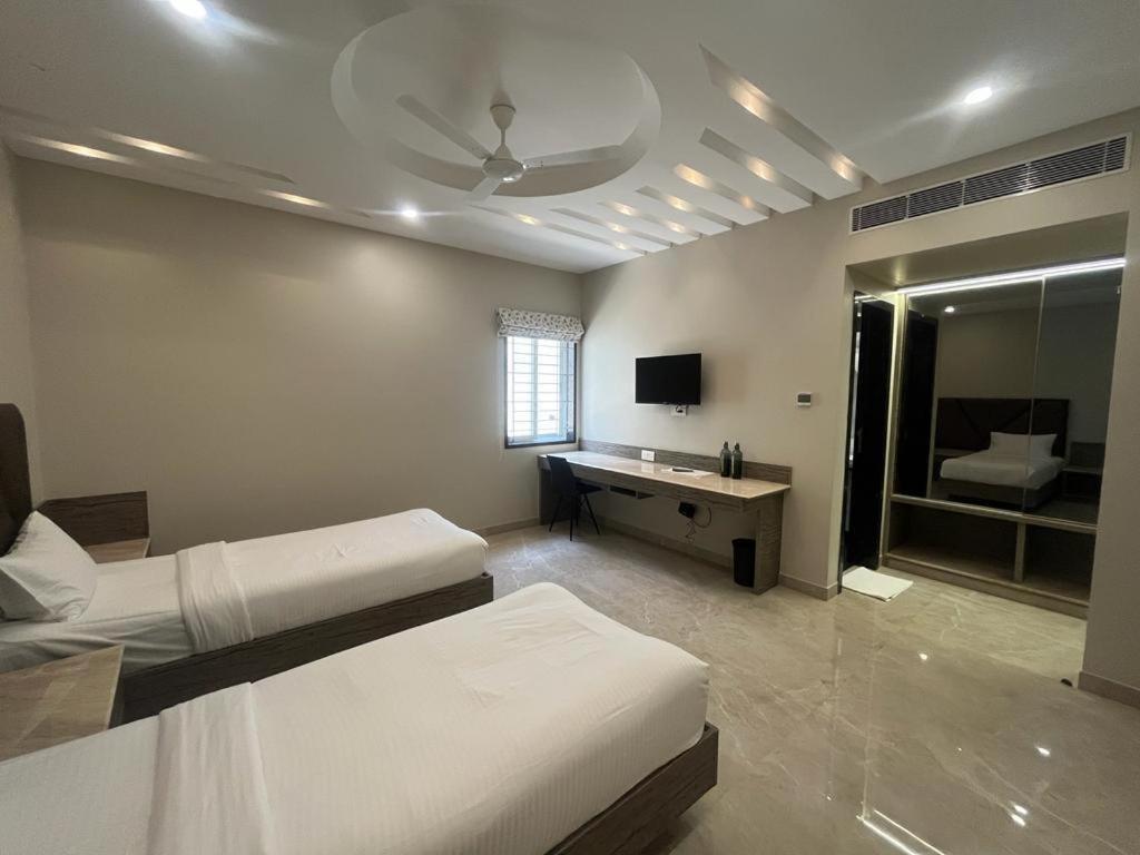 Sun Shine Hotel 벵갈루루 외부 사진