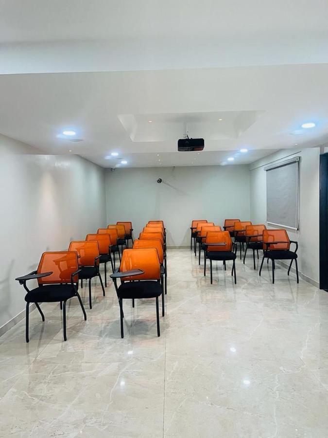 Sun Shine Hotel 벵갈루루 외부 사진