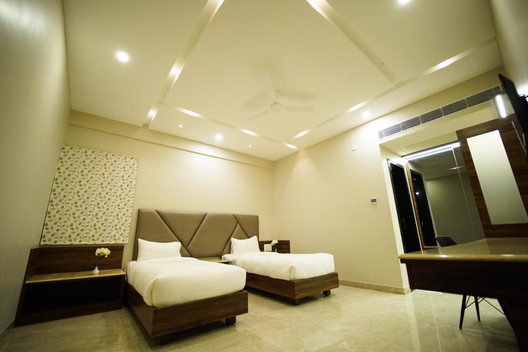 Sun Shine Hotel 벵갈루루 외부 사진