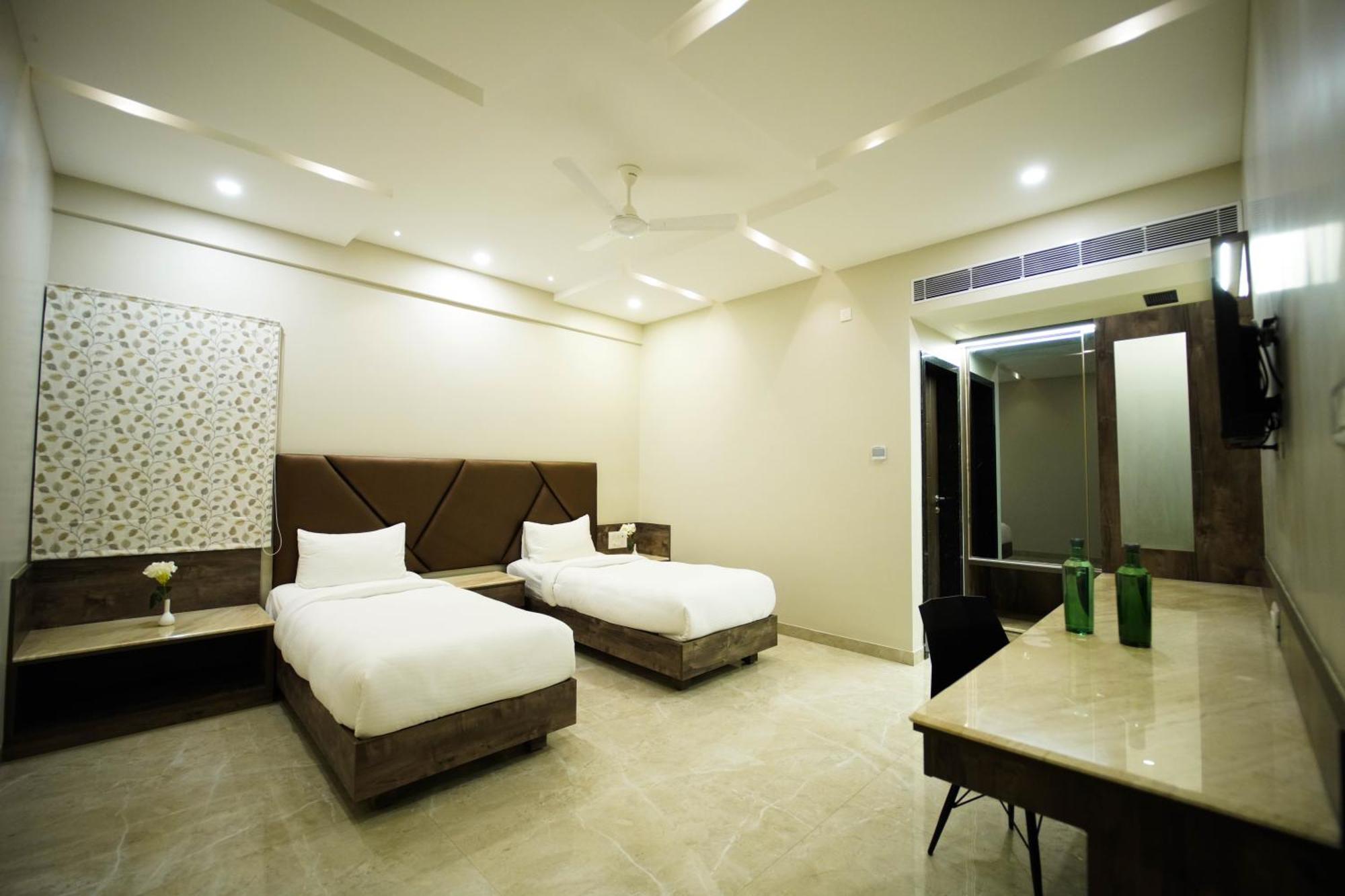 Sun Shine Hotel 벵갈루루 외부 사진